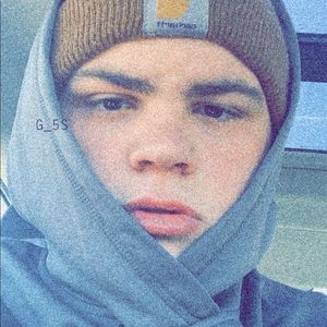 Meet your Posher, Cameron